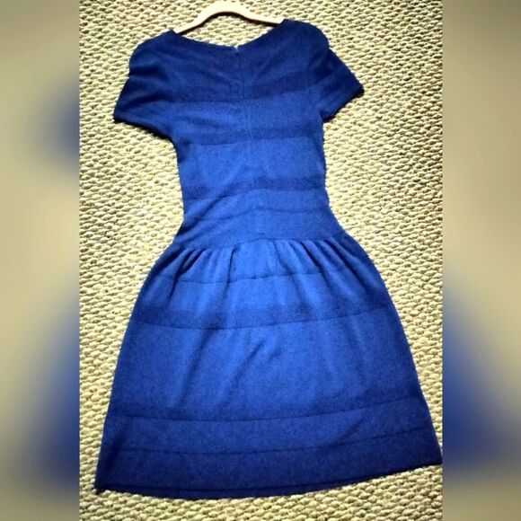 J. McLaughlin Women's Knit Dress Drop Waist | Small - Blue - Short Sleeve - Picture 6 of 8